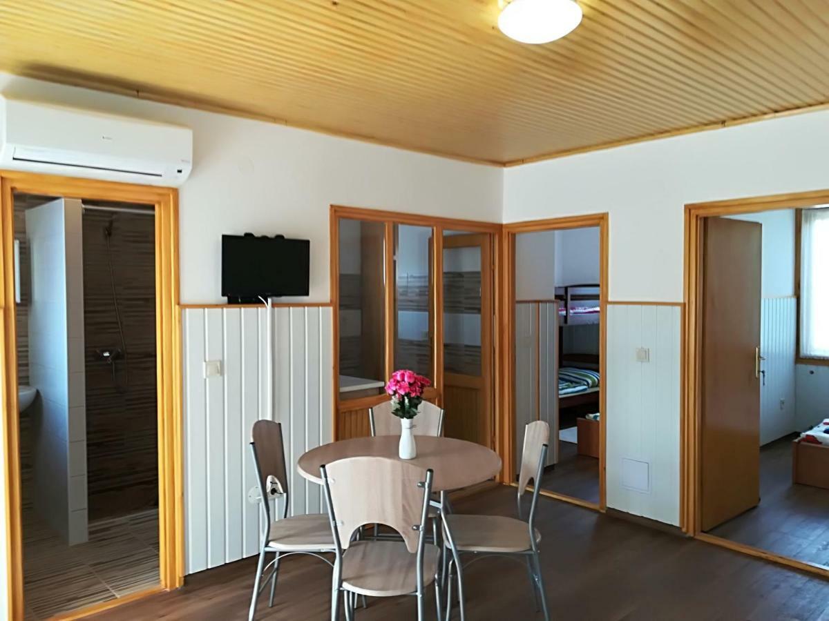 Hovirag Apartman 2 Hajduszoboszlo Luaran gambar